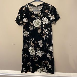 Velvet floral straight dress